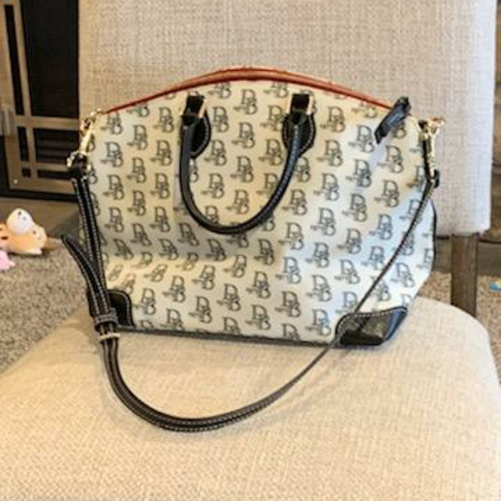 Dooney Bourke 1975 Anniversary purse